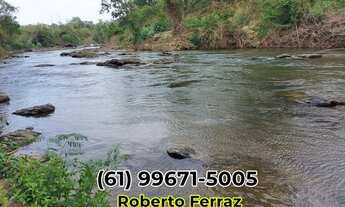 Imagem 2: Chácara em Padre Bernardo . Rio no fundo