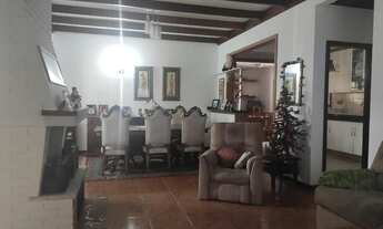 Imagem 4: Casa em Elsa Casa com 4 dormitórios