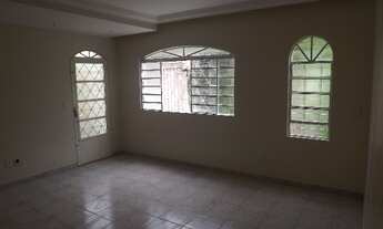 Imagem 6: Brazil Imobiliária Vende um Sobrado com Habite-se na Quadra 216 de Santa Maria