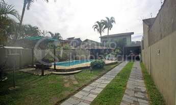 Imagem 2: CASA com piscina e 4 quartos em Itanhaém, no bairro Cibratel 2