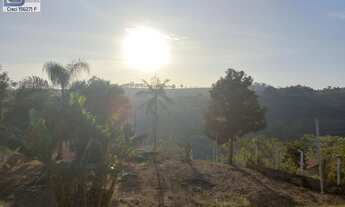 Imagem 3: Chácara para Venda em Pinhalzinho, Zona Rural, 3 dormitórios, 1 banheiro, 1 vaga
