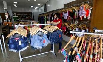 Imagem 5: Loja de roupas Galpão / depósito com 3 vagas na garagem