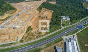 Imagem 2: CAMBORIú - Terreno Padrão - Várzea do Ranchinho