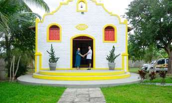 Imagem 1: Fazenda/Sítio/Chácara para aluguel possui 15000 metros quadrados com 8 quartos