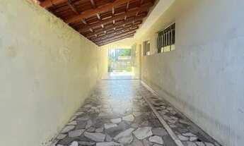 Imagem 2: Alugo Casa de 3 quartos no bairro Colina