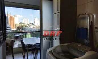 Imagem 7: **Apartamento Padrão no CENTRO A VENDA com 3 Dormitórios/ Armários/ 2 Vagas e Muito Lazer