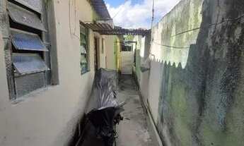 Imagem 4: Quarto c/ banheiro no centro de Bangu