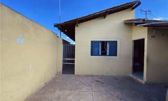 Imagem 3: Casa em excelente localização, próximo a Av. Bandeirantes, contendo varios comércios nas p