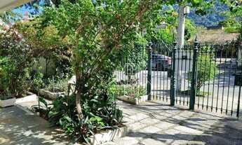 Imagem 2: Casa com 5 dormitórios à venda, 270 m² por R$ 1.390.000,00 - São Francisco - Niterói/RJ