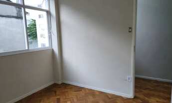 Imagem 7: Apartamento para aluguel possui 58 metros quadrados com 2 quartos em Botafogo - Rio de Jan