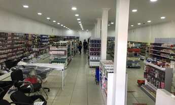 Imagem 2: Prédio Comercial em Funcionamento