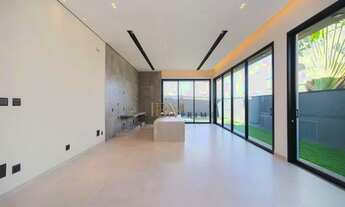 Imagem 3: Casa de Condomínio para venda em Alphaville de 236.00m² com 3 Quartos, 3 Suites e 4 Garage