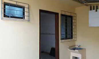 Imagem 2: Casa no Boqueirão Alvenaria Dois Quartos, frente para a rua