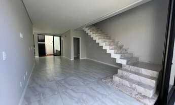 Imagem 4: Sobrado proximo da Praia