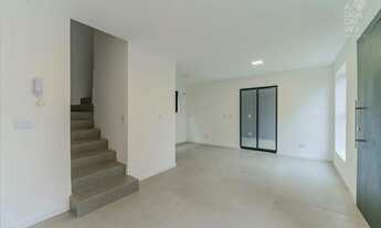 Imagem 2: Sobrado em Condomínio, 03 Quartos, 01 Vaga, Butiatuvinha, Curitiba