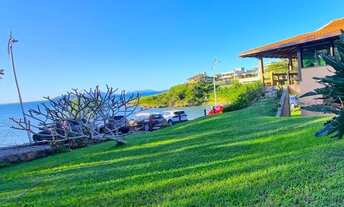 Imagem 2: Casa com 7 dormitórios à venda, 195 m² por R$ 3.590.000 - Praia da Vigia - Garopaba/SC