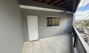 Imagem 5: ALUGA-SE CASA Quarto com aluguel por R$2.200 /mês