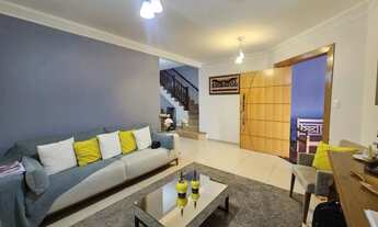 Imagem 6: Sobrado em condominio em local tranquilo em frente a praça