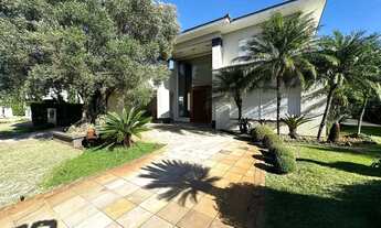 Imagem: Sobrado de alto padrão no Bosques de Atlântida