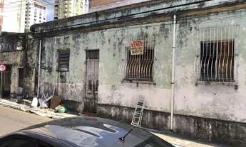 Imagem: Casa térrea precisando de reformas na Tv