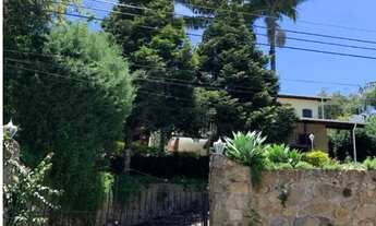 Imagem 3: Casa que combina estilo rústico ao moderno! Em condomínio com toda infraestrutura!