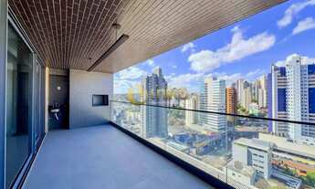 Imagem 7: Luxo e Elegância em 4 Suítes e Sacada Gourmet no Serra Juvevê