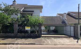 Imagem 2: Casa à venda em Estância Velha com 500 m², 5 quartos, 2 suítes, 4 vagas