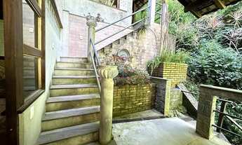 Imagem 7: Casa no Vale do Sossego, Petrópolis - Natureza, Conforto e Clube de Lazer