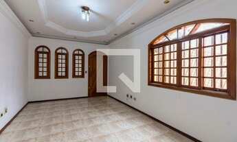 Imagem: Casa à Venda - Itaquera, 3 Quartos, 328