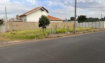 Imagem: ARARAQUARA - Terreno Padrão - CIDADE JARDIM