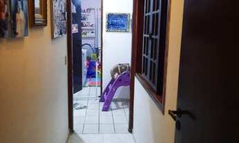 Imagem 7: Casa à venda com ponto comercial na frente no centro de Ubatuba SP