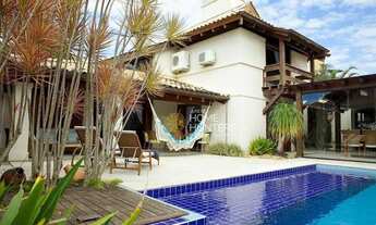 Imagem: Casa com 4 dormitórios sendo 4 suítes