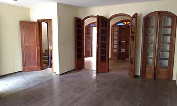 Imagem 4: Casa para venda com 260 metros quadrados com 4 quartos em Jardim Amália - Volta Redonda