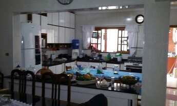 Imagem 3: Lindo Sobrado com Cômodos Amplos