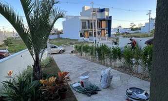 Imagem 2: Porto Alegre - Casa Padrão - Hípica