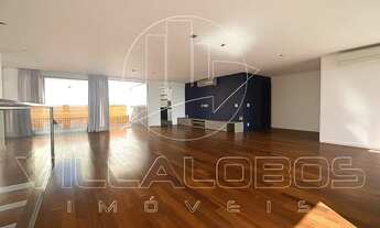 Imagem 4: Cobertura reformada com piscina