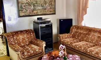 Imagem 2: Casa para Venda em Joinville, Floresta, 4 dormitórios, 1 suíte, 2 banheiros, 3 vagas