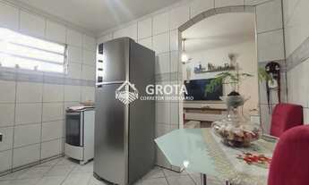 Imagem 4: Lindo Apartamento em Condomínio Padrão para Venda no bairro Conjunto Habitacional Padre Ma