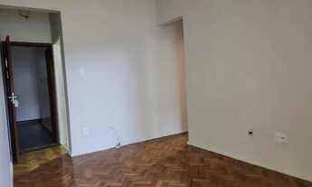 Imagem 4: Apartamento para aluguel possui 58 metros quadrados com 2 quartos em Botafogo - Rio de Jan