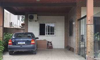 Imagem 6: Vendo casa de 2 pisos a 100 mts da lagoa