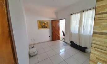 Imagem 7: Alugo casa com dois quartos grandes