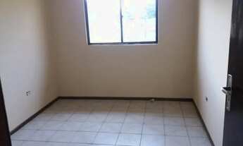 Imagem 4: Casa no Boqueirão Alvenaria Dois Quartos, frente para a rua