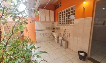 Imagem 3: Casa para aluguel com 122 metros quadrados com 3 quartos