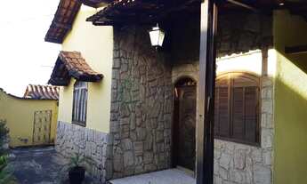 Imagem 1: LINDA CASA BAIRRO MILIONARIOS 360M2