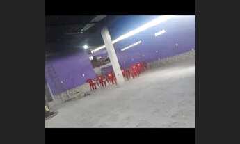 Imagem 6: Alugo salão conjunto urucânia.santa Cruz