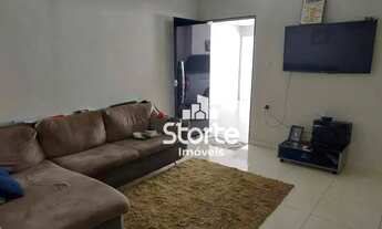 Imagem 3: Casa estilo sobrado com 4 dormitórios à venda, 225m² por R$ 650.000 - Jardim Europa - Uber