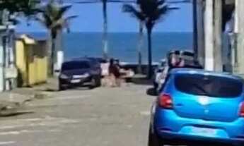 Imagem 3: CASA LADO PRAIA COM PISCINA A BEIRA MAR - 150 METROS DA PRAIA - VILA ATLANTICA