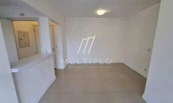 Imagem 6: Apartamento no centro de Alphaville andar alto para locação