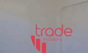 Imagem 2: Casa Comercial à Venda de 04 Dormitórios no Jardim Sumaré em Ribeirão Preto com Piscina