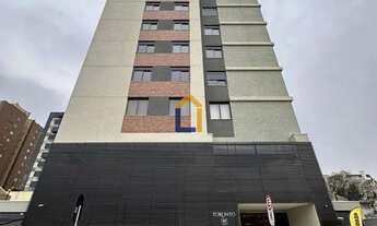 Imagem 2: Cobertura Duplex de Alto Padrão no Bacacheri 190 m2 - Exclusividade e Sofisticação